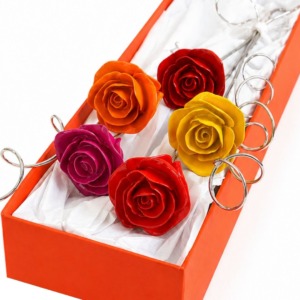 Ramo de 5 Rosas De Colores y Rizos - Resina y Plaqué